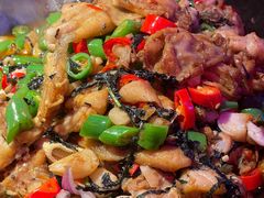 紫苏平锅牛蛙-蛙来哒(汇一城黑金冠店)