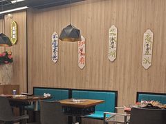 -牛串门串串香(东直门簋街总店)
