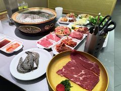 -山焱·炭火自助烤肉(周浦万达店)