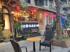 -泡桐树街