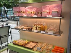 -顶东面包花园·生日蛋糕(太平店)