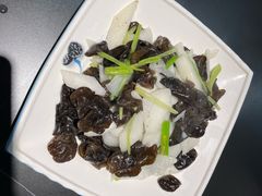 -鑫悦楼煎蟹·16年海鲜大排档