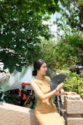 -一揽芳华汉服旗袍体验馆(拙政园店)