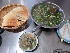 -陈六子全羊馆·烧烤烤羊排(山东理工大店)