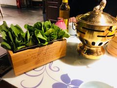 -卢大鲜鱼头捞饭(美利广场店)