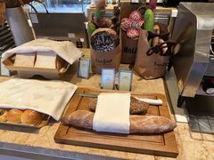 -大中华希尔顿酒店-念自助餐·嗨啤·小龙虾