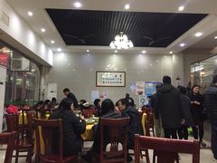 大堂-正宗鸡饭粤香酒家(朱村店)