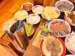 -沸炉重庆老火锅(军事博物馆店)