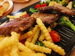 -必胜客(WOW中央公园店)