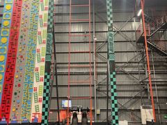 -极限PLAY运动娱乐新世界·团建派对潮玩休闲馆·室内蹦极高空游乐园