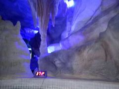 -泉城欧乐堡戏水湾艺术养生温泉