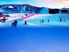 -富龙滑雪场