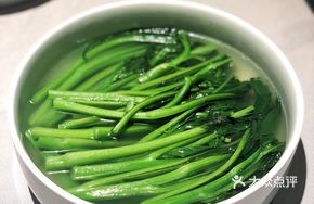 Chicken Soup with Wild Mustard Greens