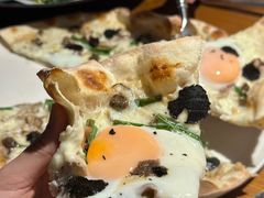 -JINNS锦时 steak&pizza(浸信会礼拜堂旧址店)