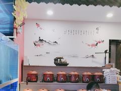 -老街烧烤大排档·地道湖北菜·龙虾馆(汉口火车站店)