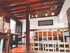 -蓝壁虎咖啡酒馆