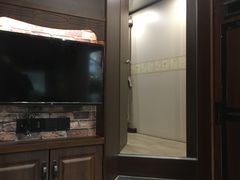-上海汽车会展中心