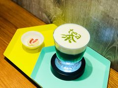 抹茶酒酿奶盖-茶是一枝花泡茶店