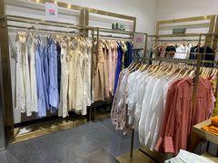 -URBAN REVIVO(济南世茂广场店)