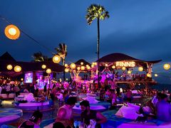 -FINNS Beach Club