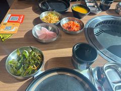 -香猪坊韩国烤肉专属门店(魏公村店)