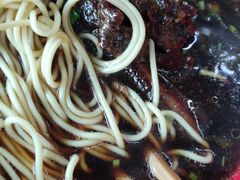 -小龙大肉面馆