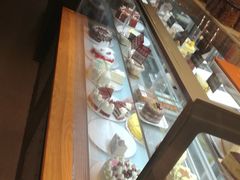 -焙丽拾光(麦凯乐直营店)
