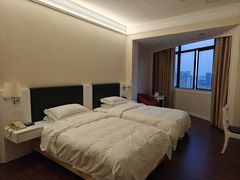 -汕头金海湾大酒店(龙眼南路美食街万象城店)