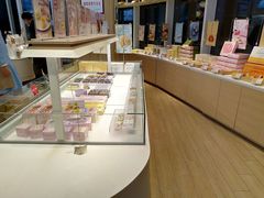 -好利来(万卉路店)