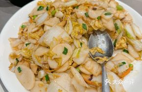 Ningbo-Style Stir-Fried Rice Noodles