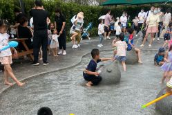 -季高兔窝窝亲子园(上海薰衣草公园店)