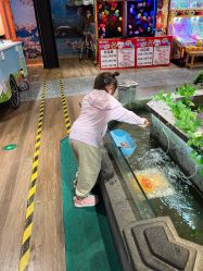 -卡通尼乐园(新达汇三林店)