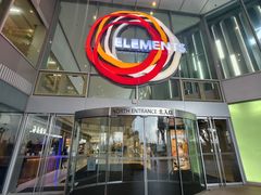 -香港ELEMENTS圆方