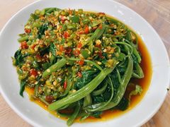 剁椒藤菜-洪霞餐馆