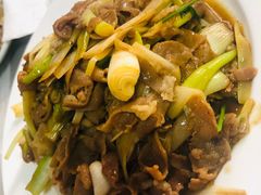 葱爆羊肉-华春餐馆(鱼山路店)