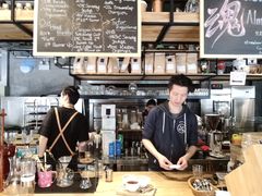 -Common Table · Brunch & Coffee