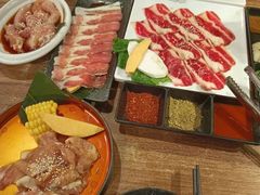 -山居屋炭火烧肉(厚街万达店)