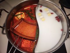 -椰子湾·海南火锅·糟粕醋·椰子鸡(正大广场店)