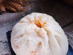 咸蛋黄超人包-老陶包子铺(南大西南村店)