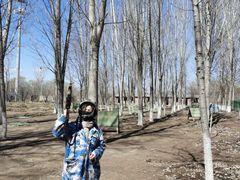 -亲兄弟真人CS团建拓展基地