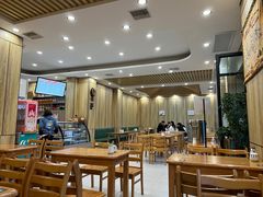 大堂-穆兰泽兰州牛肉面(天津·海河意式风情区店)