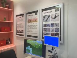 -LESSMORE科技头皮理容中心