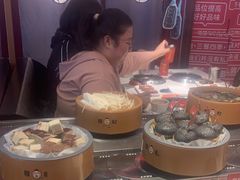 -龍歌自助小火锅(市南金茂湾店)