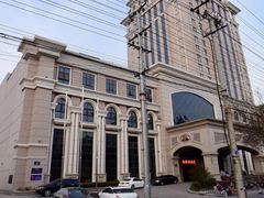 门面-格易美游泳馆健身房(新昆仑店)