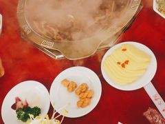 -山城年华老火锅(玉林店)