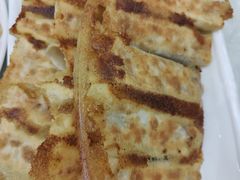 特色三鲜大锅贴-普天和酒楼·新津菜·烤鸭(天津之眼店)