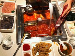 -海底捞火锅鲜切牛肉主题店(长寿路店)