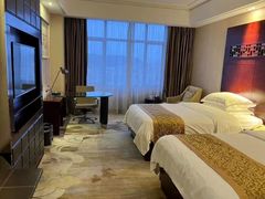 -博雅假日酒店(广州白云山万达广场店)