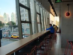 -麦当劳(展览路店)