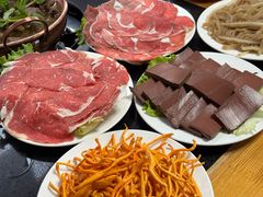 -银同牦牛肉火锅